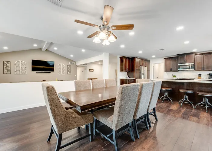 Scottsdale's Charmer * Phoenix
